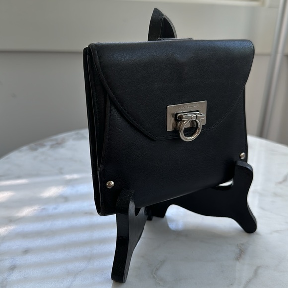 Salvatore Ferragamo Wallet - Picture 2 of 5